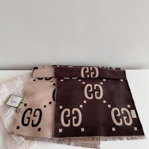 Gucci GG jacquard wool silk scarf